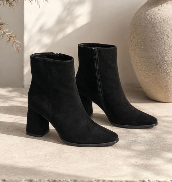 Botin Rebeca