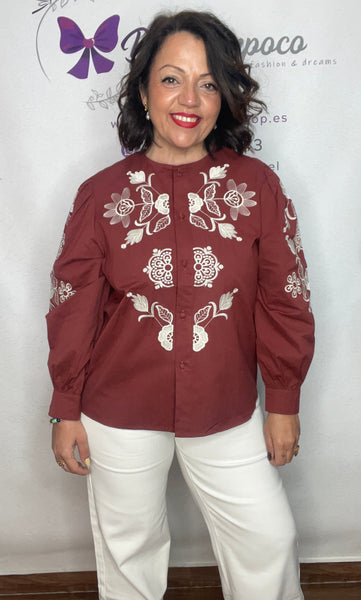 Blusa Bordados