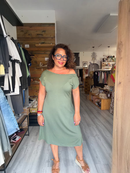 Vestido Tachuelas